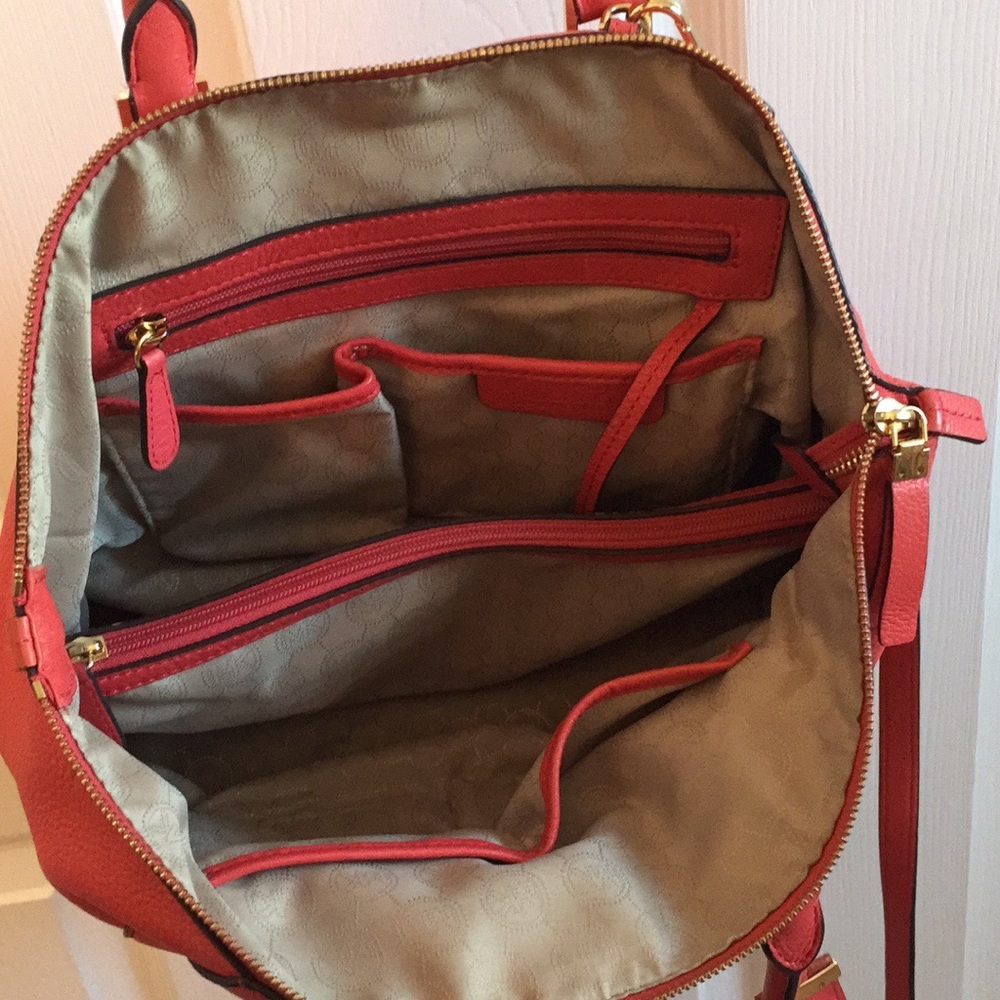 MK Riley Large Satchel - Picture 5 of 8